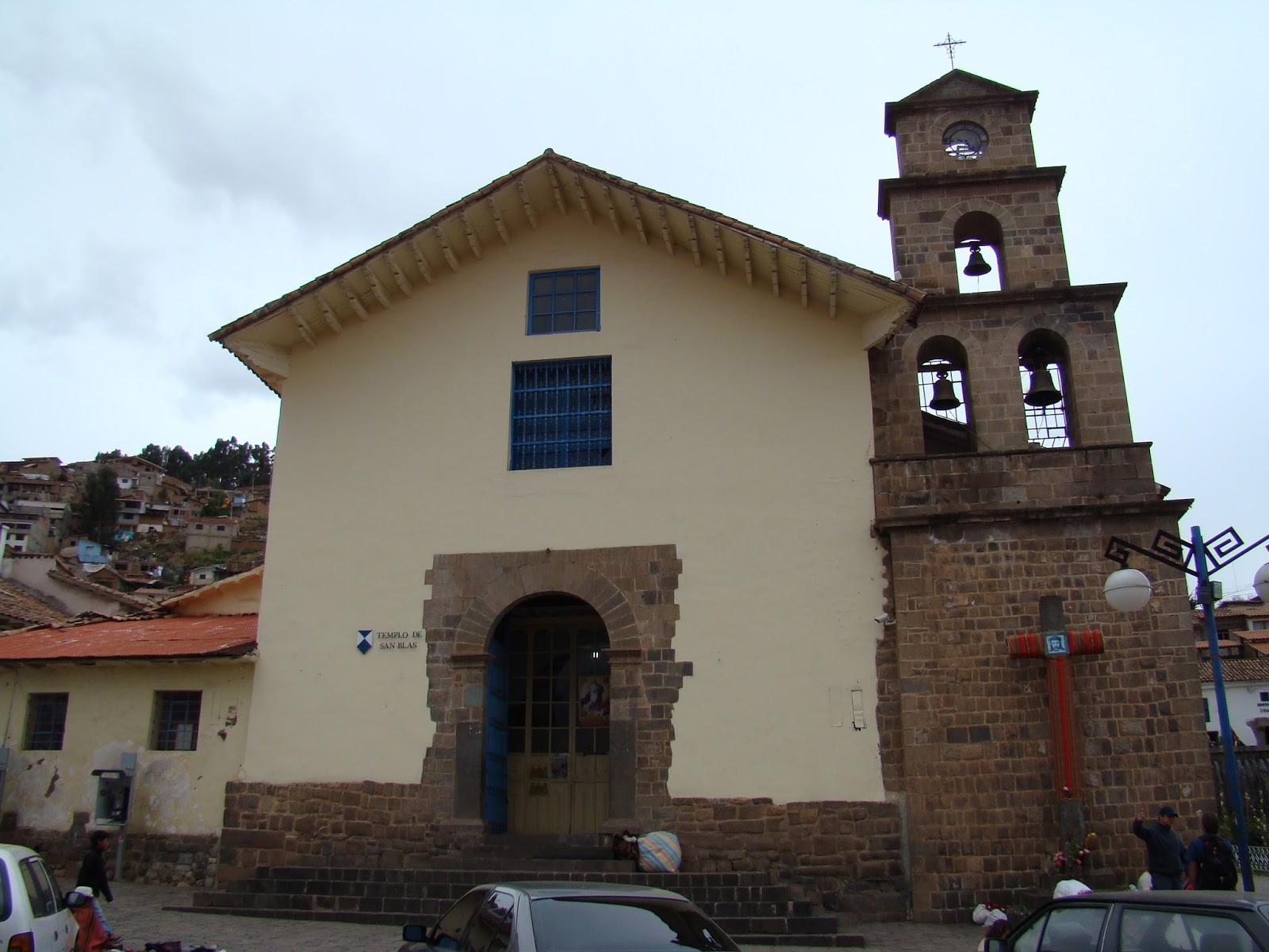 Igreja San Blas. Localizada no bairro de mesmo nome, a mais antiga de Cusco, construda em 1563.