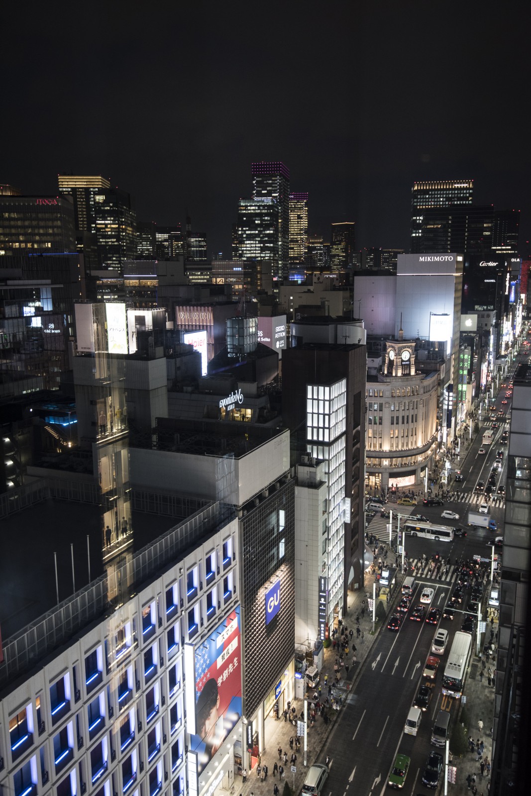 Vista da cobertura do prdio da Dior em Ginza.